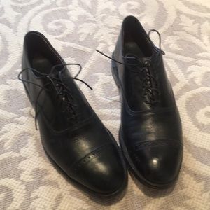 Allen Edmonds, barely worn, “Fifth Avenue”